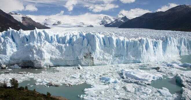 Vilka är de 3 fysiska egenskaperna hos en glaciär?