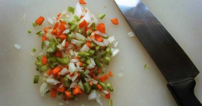 Hur gör du enkel grönsakssoppa?