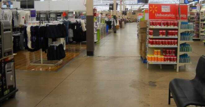 Vad är den genomsnittliga storleken på stormarknad butik i retail?