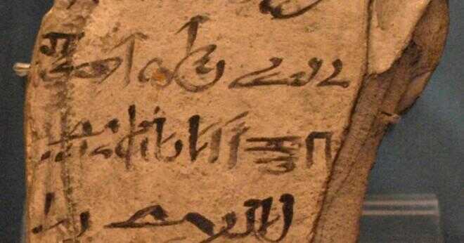 Vad har gamla egyptierna skriver på?