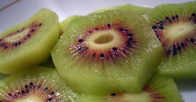 Kan man äta huden på en kiwifrukt?