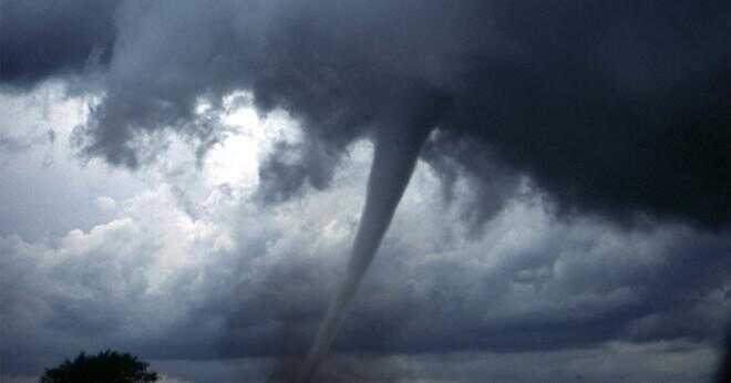 Vad är den genomsnittliga vindhastigheten i en tornado i miles per timme?