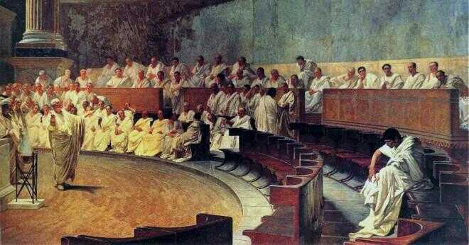 Vad var namnet på den första skrivna lag koden i Rom?