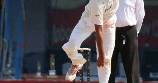 Vem var anilin Kumble första test wicket?