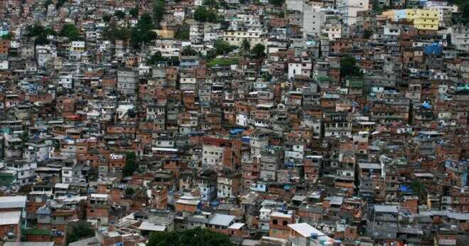 Som bor i favelas i Rio de Janeiro?