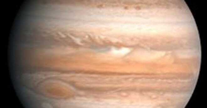 Vad är namnet på Saturnus största måne?