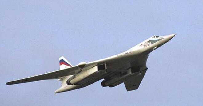 Vad är skillnaden mellan en supersonic jet och en normal jetflygplan?