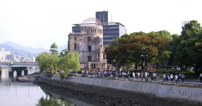 Hur folk lider när atombomber föll över hiroshima?