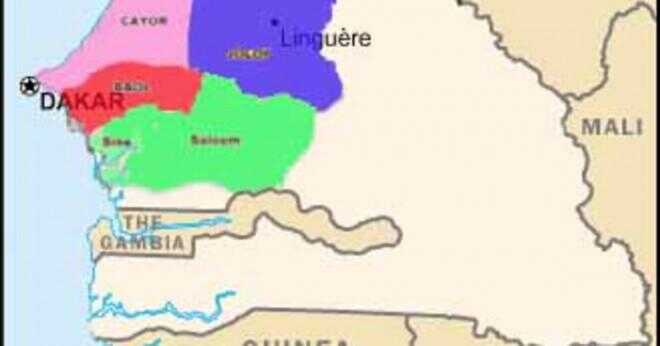 Vad är den huvudsakliga språk talade Gambia?