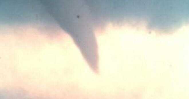 Har det någonsin funnits en bekräftad tornado i Fayetteville AR?