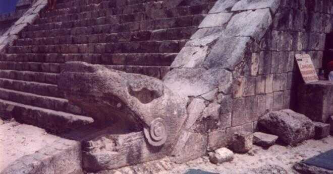 Vad templet använde mayafolket att offra?