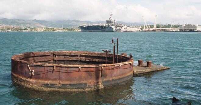 Var det primära målet vid Pearl Harbor slagskepp eller frånvarande bärarna?