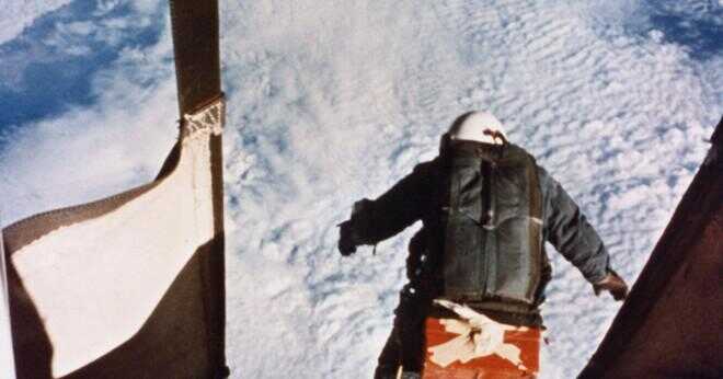 Kan du använda fallskärmar i rymden?