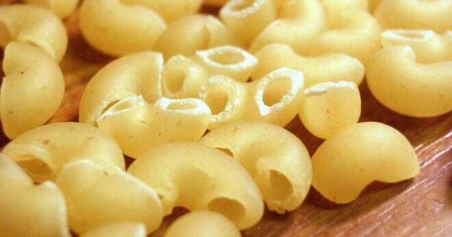 Hur mycket motsvarar okokt pasta 1 kopp kokt pasta?