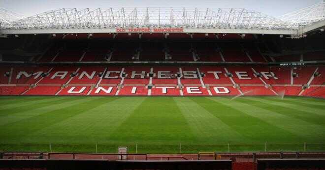 Vad är namnet på Manchester Uniteds stadium?