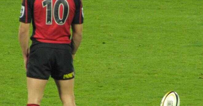 Hur gammal var Richie mccaw när han först spelade rugby?