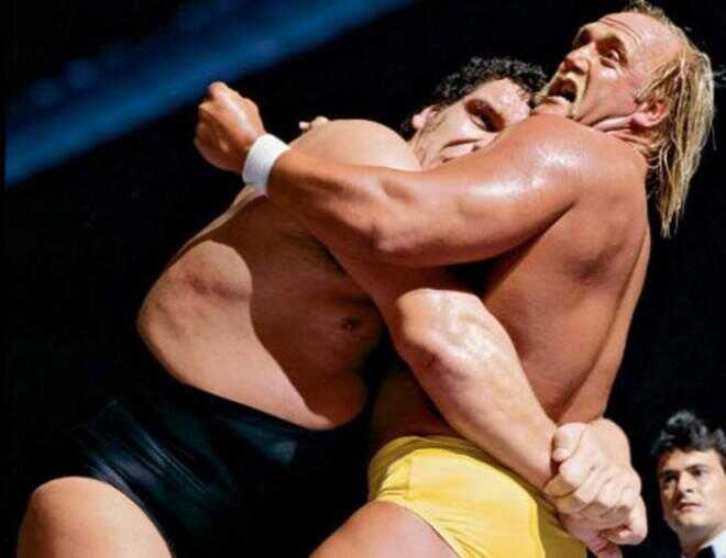 10 bästa stunder av Hulk Hogan brottning karriär