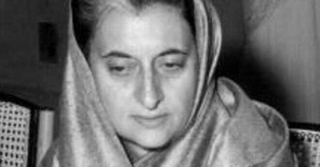 Är Indira Gandhi relaterat till Mahatma Gandhi?