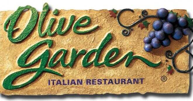 Vem är den blonda tjejen med gropar i Olive Garden kommersiella?