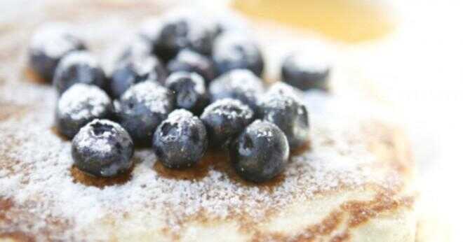 Hur får du tredubbla blå pannkakor på mer frukost?
