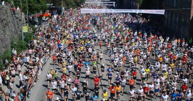 Hur länge tar det en genomsnittlig person att springa ett maratonlopp?