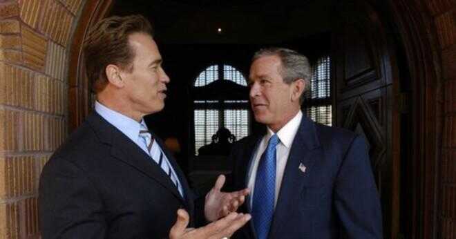 Hur många termer tjänade guvernör Arnold Schwarzenegger?