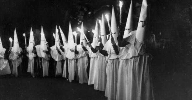 Hur många människor att KKK hänga på 1920-talet?
