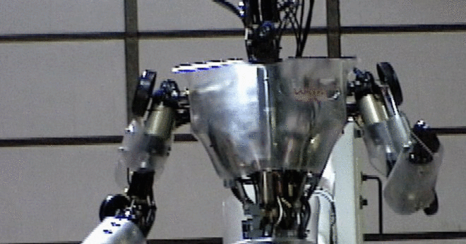 Vad är en fördel och en nackdel med att använda robotar i stället för människa för utforskning av rymden?