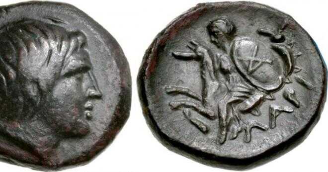 Hur dödar guden Apollo hjälp Hector Achilles bästa vän Patroklos?