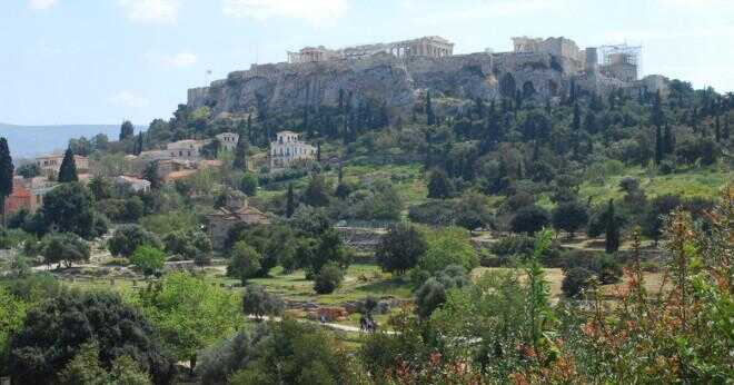 Akropolis var en viktig del av en stadsstat eftersom det?