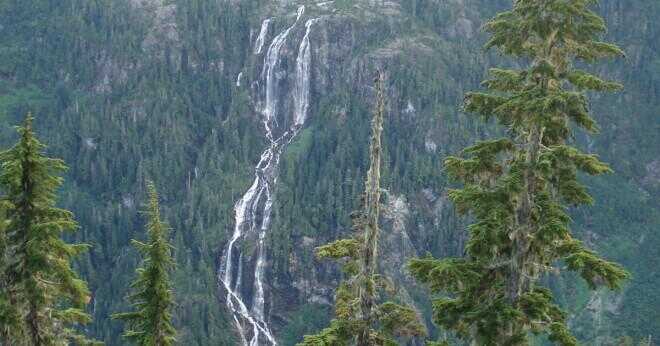 Vad är den högsta vattenfallen i British Columbia?