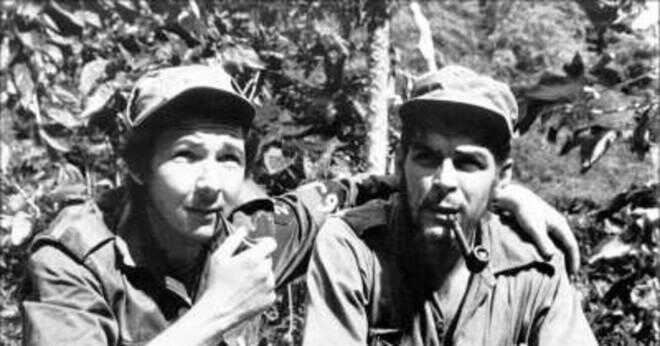 Fidel Castro utlöste en revolution i Kuba som slutade ledarskap?