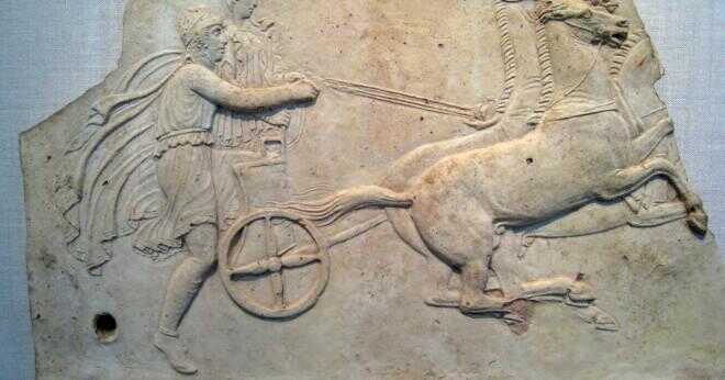 Vem är den grekiska guden av chariot racing?