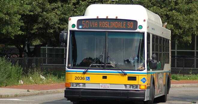 Hur mycket kostar en tur och retur buss biljett från Boston till NC?