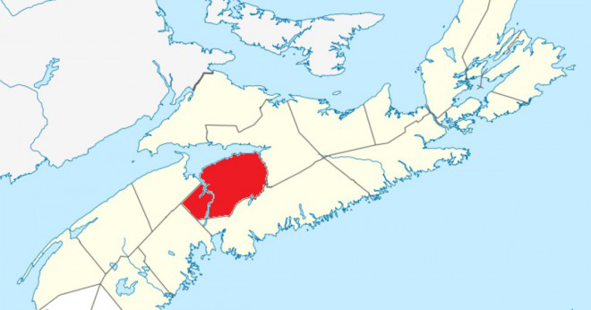 Vad är avståndet mellan Halifax i Nova Scotia och Manchester New Hampshire?