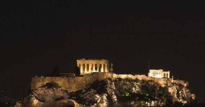 Vad var det sista templet ska slutföras under Akropolis?