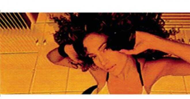 Vilken färg är Jennifer Lopez hår?