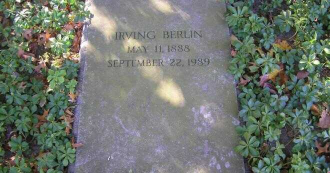 Hur lång tid tog det Irving Berlin att skriva "Vit jul"?