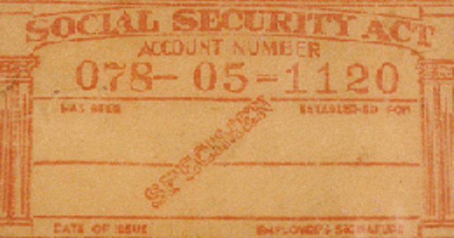 Kan använda brottslingar röda siffror på baksidan av din socialförsäkringskort för att ta reda på ditt personnummer?