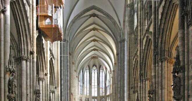 Varför är katedralen i st Peter inte en gotisk katedral?