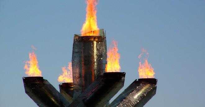 Vad var det första landet att tända den olympiska elden?