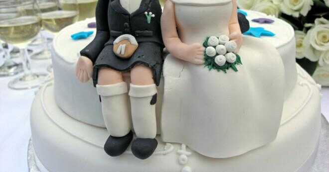 Varför hålla bröllopstårta topper?