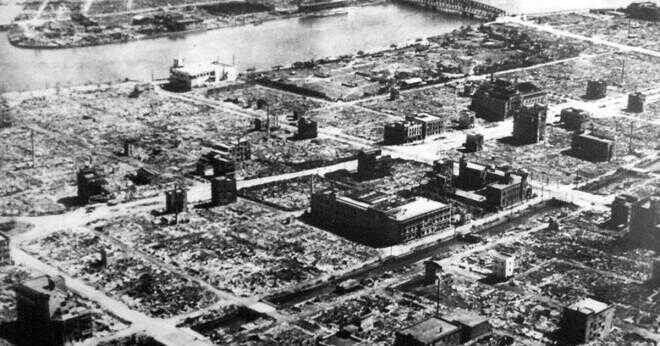Vad hände under bombningarna över Japan?