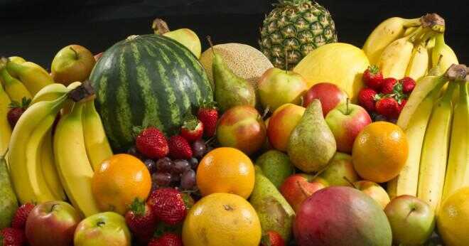 Är frukt hög i kolhydrater?