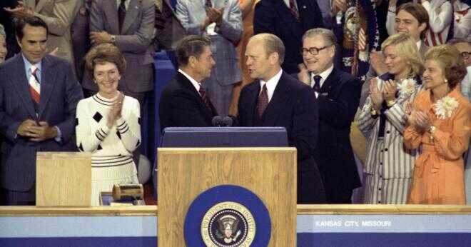 Vem var Fords VP Nixon avgick?